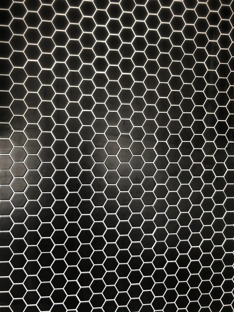 Bathroom Tile Perfection: Your Quick Guide to Choosing