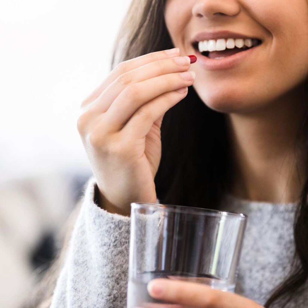 Lacritec for Dry Eyes: Effectiveness and Risks Explained
